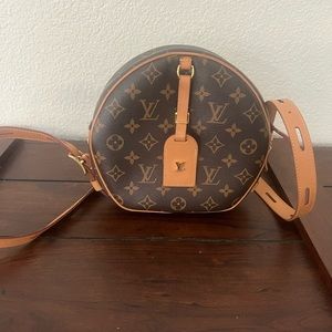 Authentic Louis Vuitton BOITE CHAPEAU SOUPLE MM